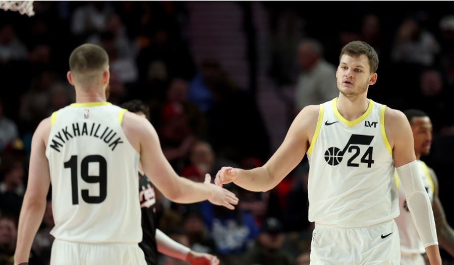 "М'яч не бреше": Грін після грубого фолу продовжив треш-ток у бік Зака Іді 2 "М'яч не бреше": Грін після грубого фолу продовжив треш-ток у бік Зака Іді 1