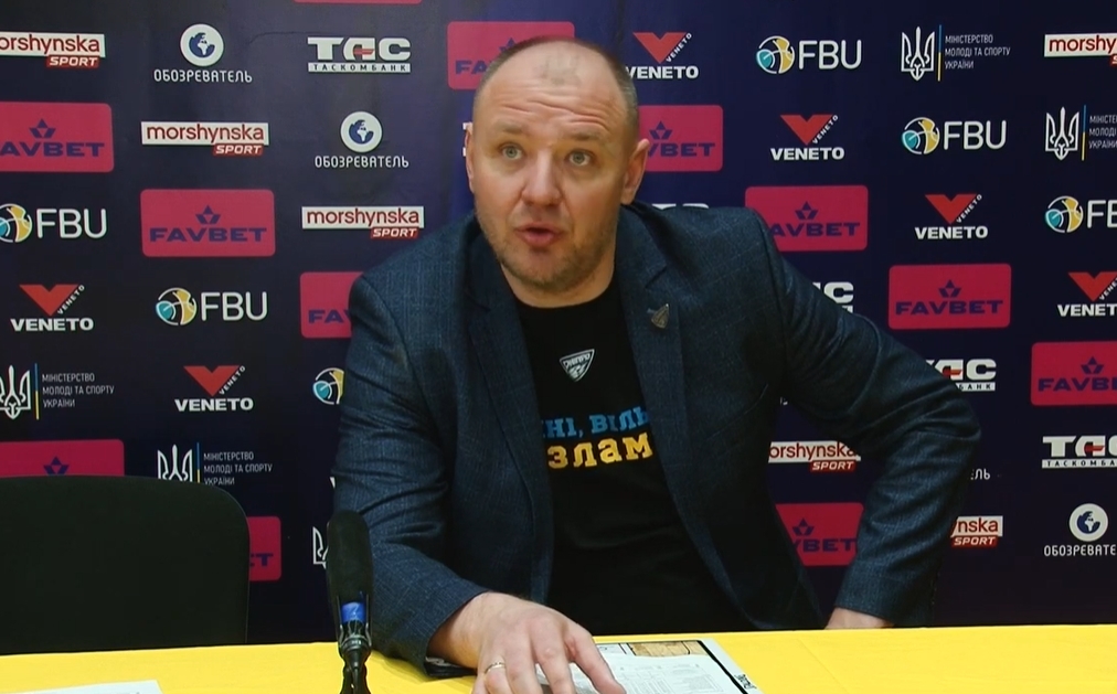 Володимир Коваль: "Лише за дві хвилини до кінця зрозумів, що ми дотиснемо "Старий Луцьк" 2 Володимир Коваль: "Лише за дві хвилини до кінця зрозумів, що ми дотиснемо "Старий Луцьк" 1