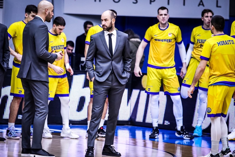 Легендарного Вассіліса Спануліса звільнили з клубу після надзвичайно успішного сезону 2 Легендарного Вассіліса Спануліса звільнили з клубу після надзвичайно успішного сезону 1