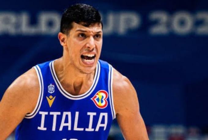 "Фенербахче" зацікавлений у послугах італійця, якого має відрахувати клуб НБА 2 "Фенербахче" зацікавлений у послугах італійця, якого має відрахувати клуб НБА 1