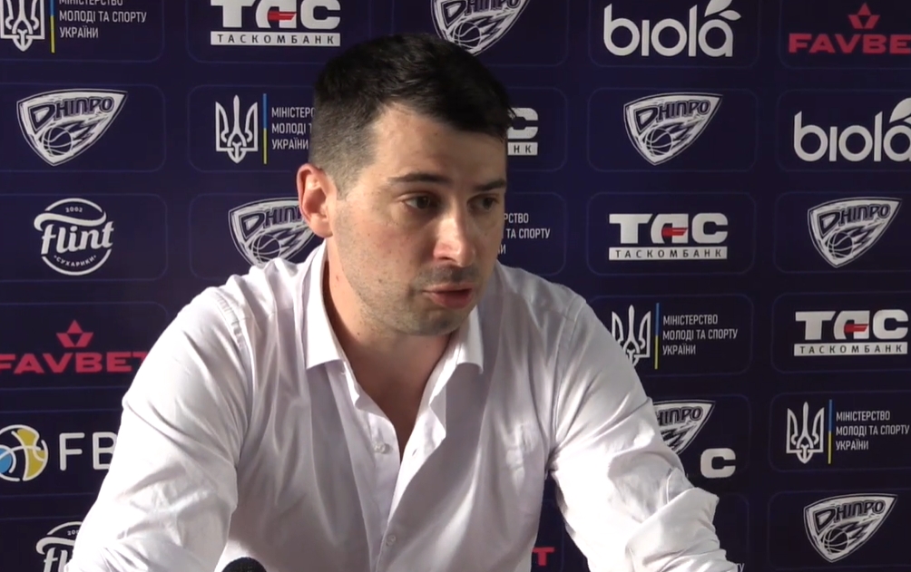 Артем Сліпенчук: "Я не розумію поведінку деяких гравців "Дніпра". Це ганьба" 2 Артем Сліпенчук: "Я не розумію поведінку деяких гравців "Дніпра". Це ганьба" 1