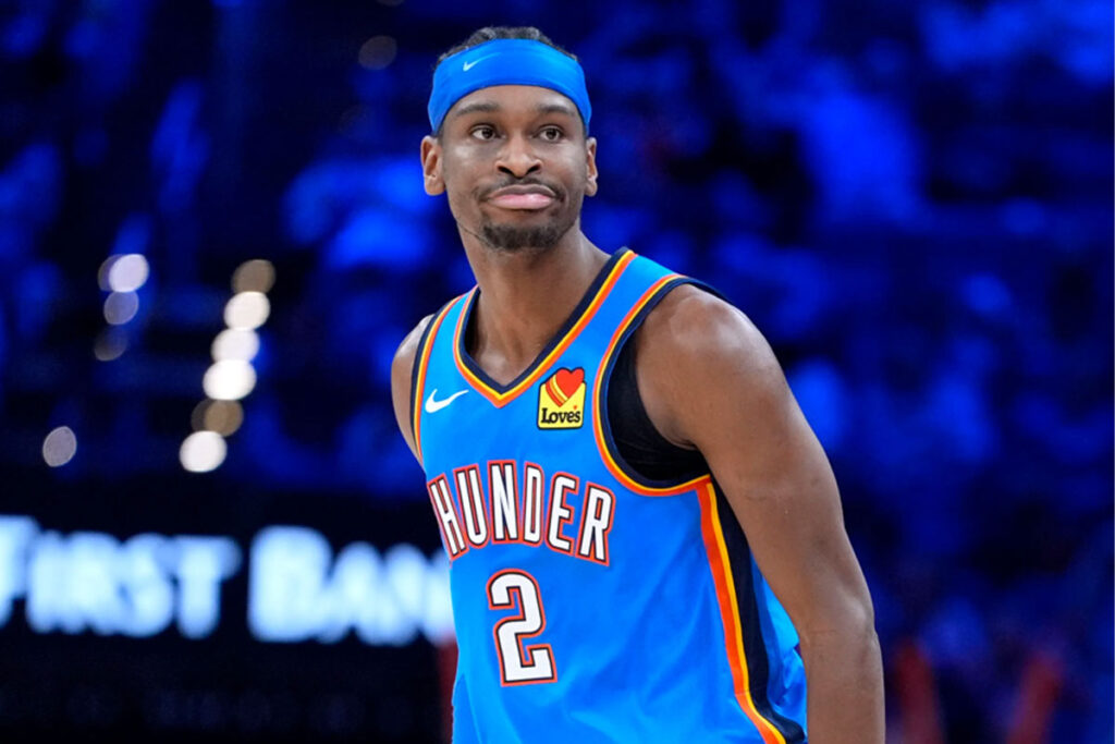 Шей Гілджес-Александер створив історію "Оклахоми" в вирішальному матчі плей-офф НБА 2 Шей Гілджес-Александер створив історію "Оклахоми" в вирішальному матчі плей-офф НБА 1