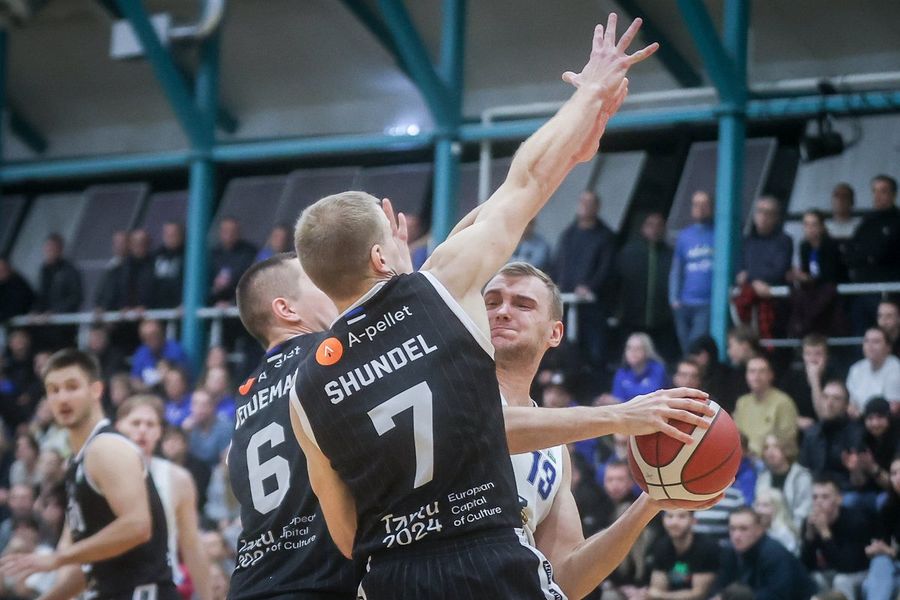 Українці за кордоном: Тихонов, Шундель, Уро-Ніле 2 Українці за кордоном: Тихонов, Шундель, Уро-Ніле 1