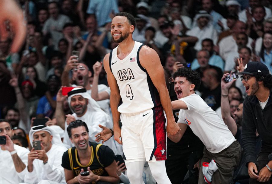 Стефен Каррі прокоментував перемогу над Сербією у товариському матчі 2 - basket.com.ua Стефен Каррі прокоментував перемогу над Сербією у товариському матчі 1 - basket.com.ua