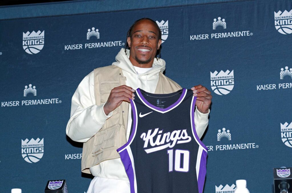 Суперзіркового ветерана НБА збираються обміняти в іншу команду в міжсезоння 2 Суперзіркового ветерана НБА збираються обміняти в іншу команду в міжсезоння 1