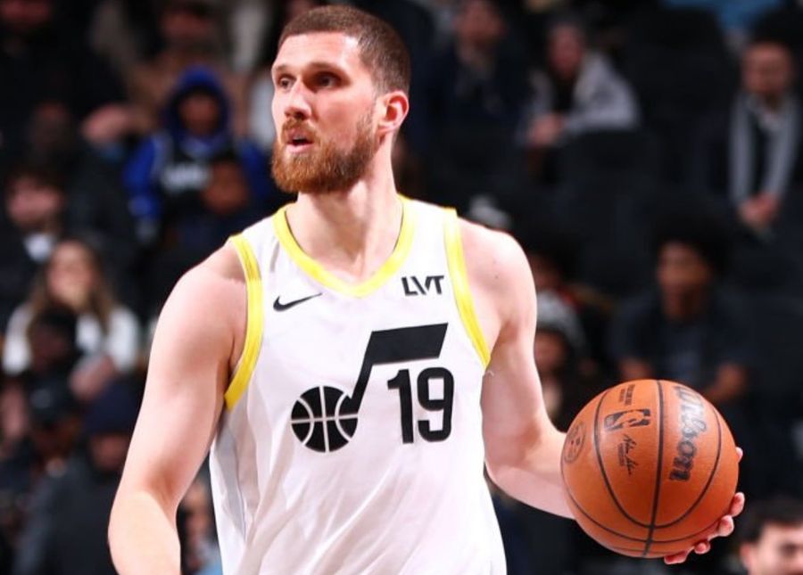 Святослав Михайлюк відіграв 10 хвилин проти "Мемфіса" 2 Святослав Михайлюк відіграв 10 хвилин проти "Мемфіса" 1