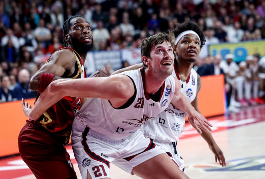 "Альба" підпише відомого німецького центрового, який востаннє на Батьківщині грав 13 років тому 2 "Альба" підпише відомого німецького центрового, який востаннє на Батьківщині грав 13 років тому 1