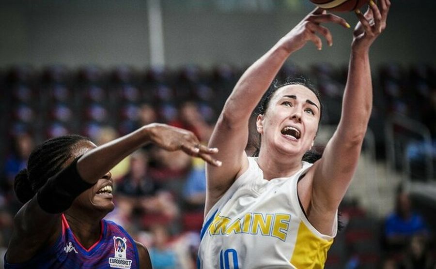 Баскетболістка збірної України перейшла зі складу чемпіона України в литовський клуб 2 Баскетболістка збірної України перейшла зі складу чемпіона України в литовський клуб 1