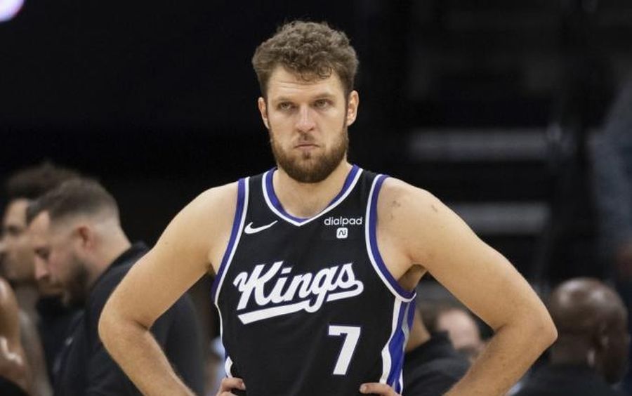 Саша Везенков та Васіліє Міцич розповіли про свою акліматизацію в НБА 2 Саша Везенков та Васіліє Міцич розповіли про свою акліматизацію в НБА 1