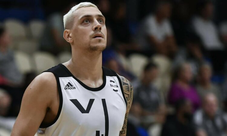 В'ячеслав Бобров: "Мене хотів підписати "Калев" та команди з Литви, але ми з родиною хотіли залишитись в Ризі" 2 В'ячеслав Бобров: "Мене хотів підписати "Калев" та команди з Литви, але ми з родиною хотіли залишитись в Ризі" 1