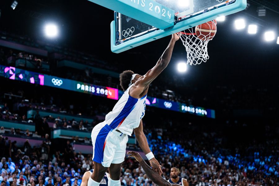 "Клівленд" може підписати зірку збірної Франції з клубу Євроліги 2 "Клівленд" може підписати зірку збірної Франції з клубу Євроліги 1