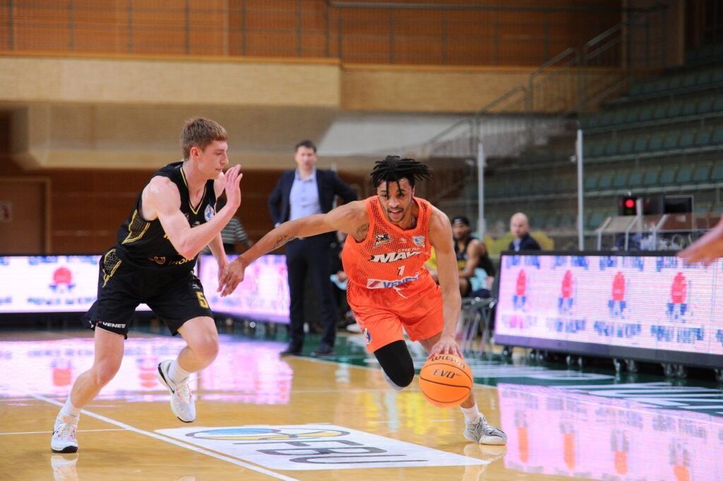 Суперліга. “Черкаські Мавпи” — “БІПА” 67:68 1