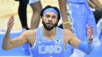 Один із лідерів "Клівленда" переніс операцію і пропустить старт сезону НБА 29