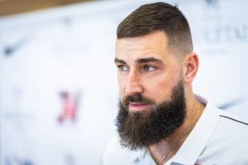 Йонас Валанчюнас вперше прокоментував скандальну ситуацію з "Денвером" і своєю поїздкою в Грецію 39