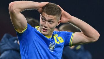 Приклад для наслідування: футболіст та вболівальник Черкаських Мавп Артем Довбик допомагає ЗСУ 23