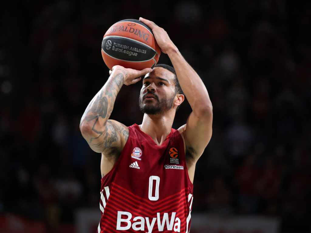 "Баварія" продовжила контракт з лідером команди 2 - basket.com.ua "Баварія" продовжила контракт з лідером команди 1 - basket.com.ua