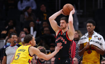 Святослав Михайлюк підписав частково гарантований контракт з “Нікс” 45 - basket.com.ua