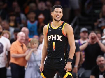 Девін Букер установив історичний рекорд НБА і став у один ряд із легендою XX сторіччя 35