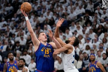 Нікола Йокіч зробив сьомий тріпл-дабл у плей-оф 49 - basket.com.ua