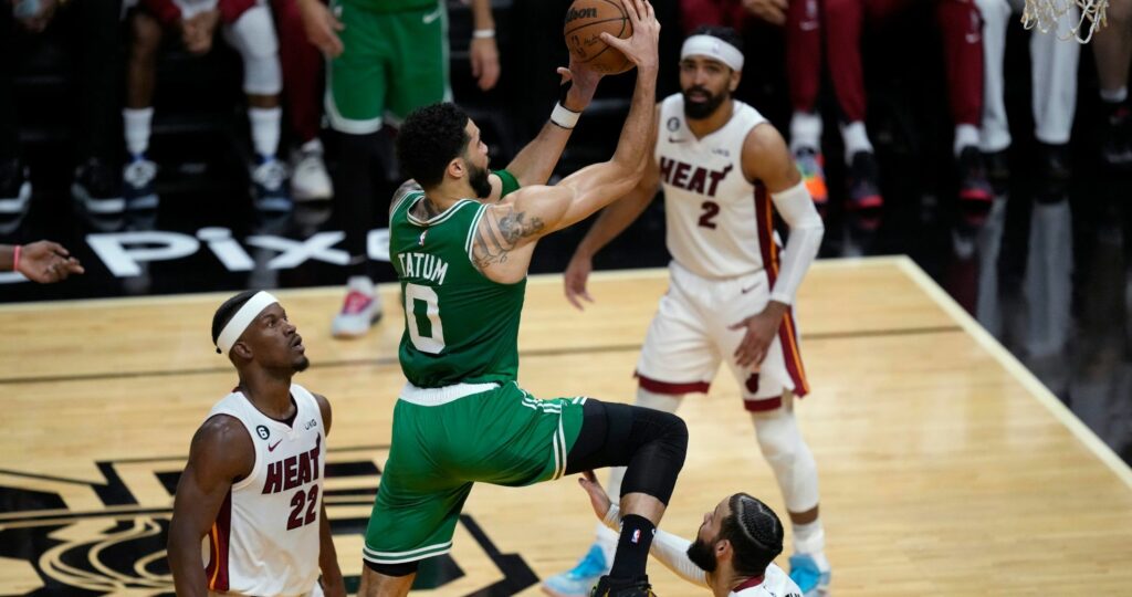 Плей-оф НБА: результат матчу 28 травня 2 - basket.com.ua Плей-оф НБА: результат матчу 28 травня 1 - basket.com.ua