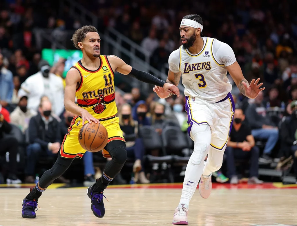 “Лейкерс” зацікавлені в трейді зіркового розігруючого 2 - basket.com.ua “Лейкерс” зацікавлені в трейді зіркового розігруючого 1 - basket.com.ua