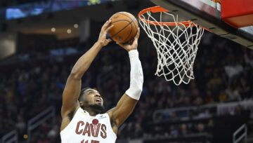 Данк після розворота від Мітчелла — в топ-10 моментів дня в НБА 41 - basket.com.ua