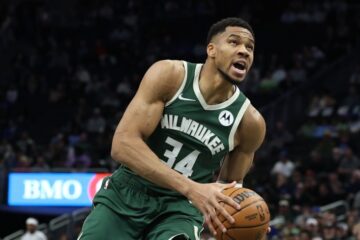 Краще лише Джордан і ще 4 легенди. Янніс Адетокумбо підкорив видатне скорерське досягнення в НБА 37 - basket.com.ua