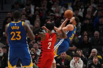 Стефен Каррі забив 12 триочкових і перевершив феноменальний рекорд Майкла Джордана 54 - basket.com.ua