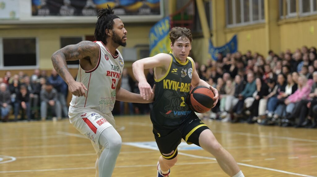 Турнірна таблиця Суперліги Favbet: Дніпро перший, Соколи та Київ-Баскет ділять друге місце 2 - basket.com.ua Турнірна таблиця Суперліги Favbet: Дніпро перший, Соколи та Київ-Баскет ділять друге місце 1 - basket.com.ua