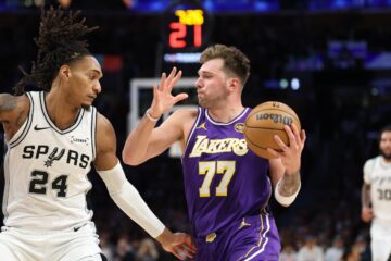 "Оклахома" приймає "Фінікс", "Лейкерс" проти "Сперс": прев'ю матчів 1/4 фіналу Кубку НБА 11 грудня 51 - basket.com.ua