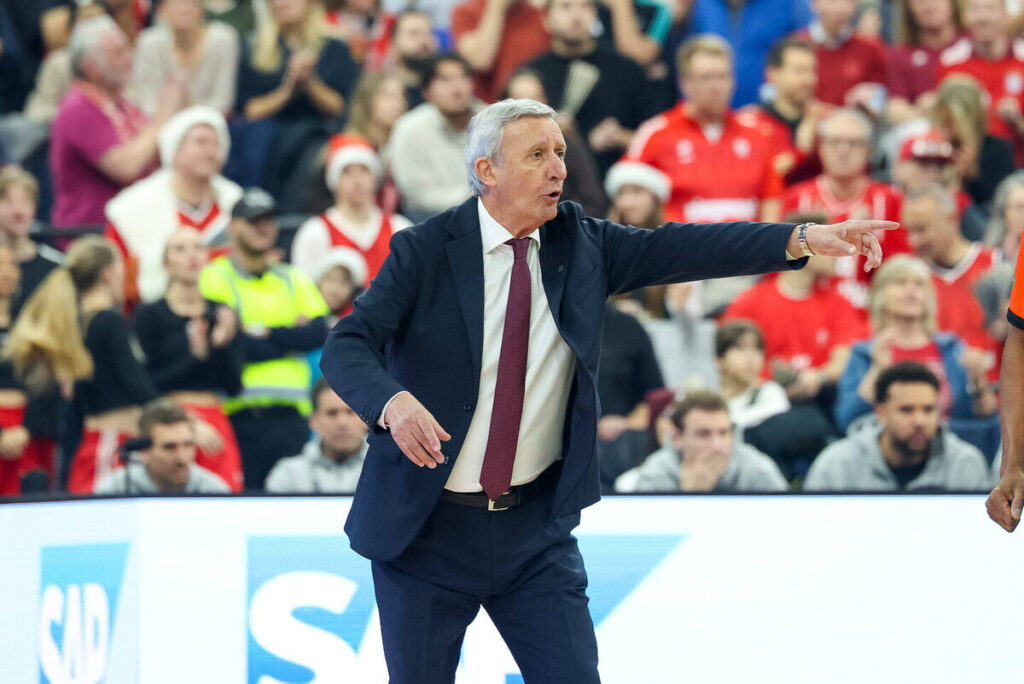 Пешич у першій грі на чолі "Баварії" встановив рекорд Євроліги 2 - basket.com.ua Пешич у першій грі на чолі "Баварії" встановив рекорд Євроліги 1 - basket.com.ua