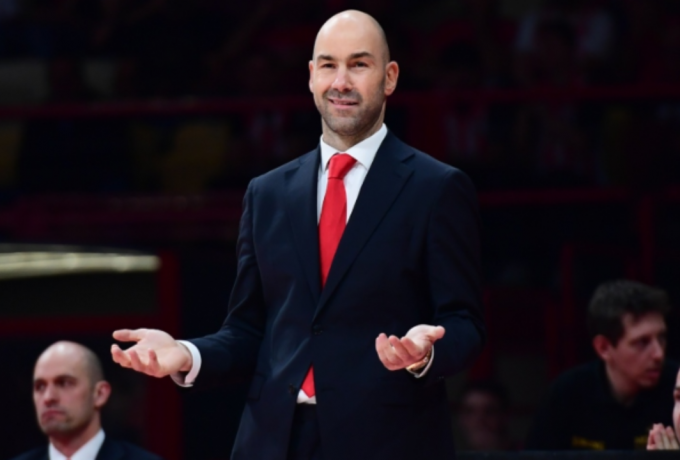 На прес-конференцію до Васіліса Спануліса не прийшли журналісти. Його команда розгромила Баварію 1 - basket.com.ua