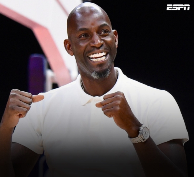 Клуб НБА надав високу посаду легендарному Гарнетту і виведе з обігу його номер 1 - basket.com.ua