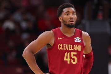 Одного з найрезультативніших гравців НБА готові обміняти в інший клуб лише за однієї умови 51 - basket.com.ua