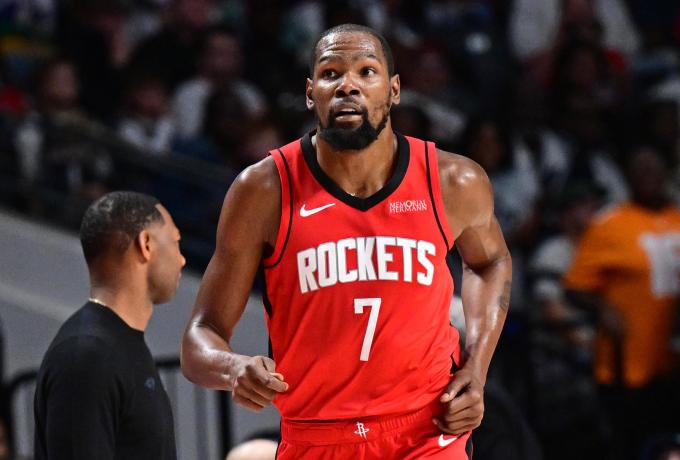 Обійшов легендарного європейця: Дюрант піднявся на шосте місце скорерів НБА в історії 1 - basket.com.ua