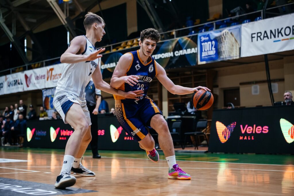 Суперліга. “Дніпро” — “Старий Луцьк” 86:68 1 - basket.com.ua