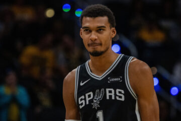 Віктор Вембаньяма отримав травму і не дограв матч НБА. Лікарі поставили йому діагноз 45 - basket.com.ua