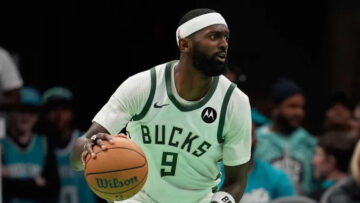 "Лейкерс" і "Голден Стейт" конкурують з двома іншими клубами за обмін відомого чемпіона НБА 47 - basket.com.ua