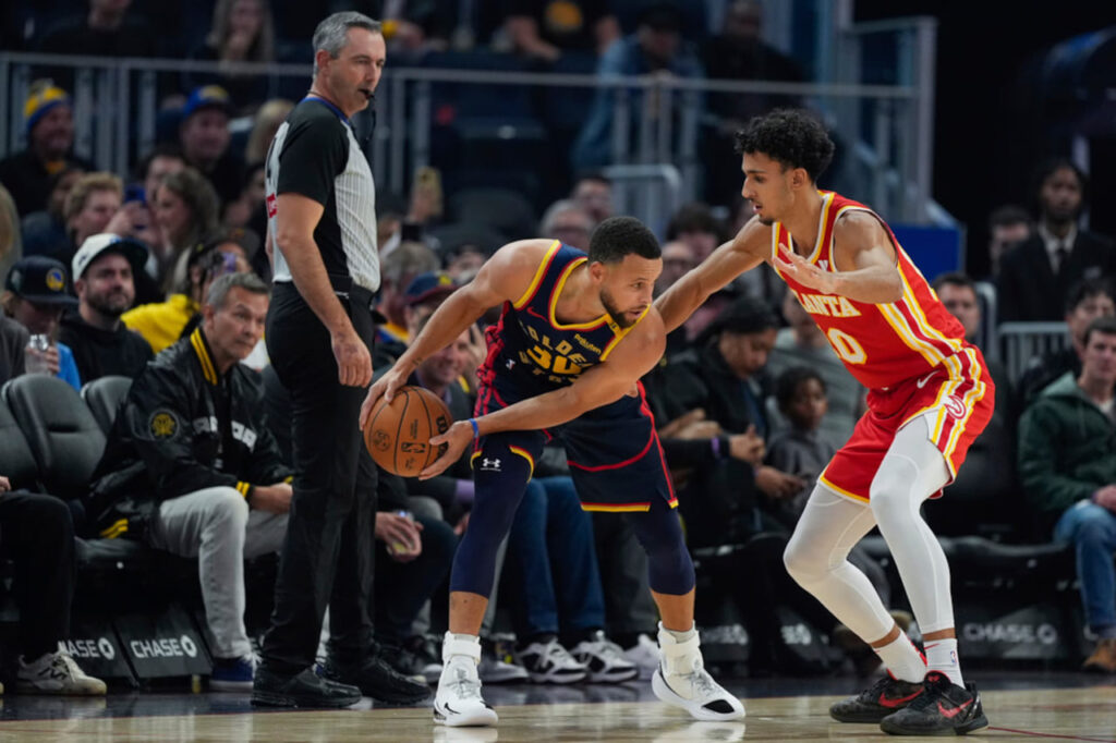 Ранні ігри в Орландо і Мемфісі, "Ворріорз" проти оновленої "Атланти": прев'ю матчів НБА 11-12 січня 2 - basket.com.ua Ранні ігри в Орландо і Мемфісі, "Ворріорз" проти оновленої "Атланти": прев'ю матчів НБА 11-12 січня 1 - basket.com.ua