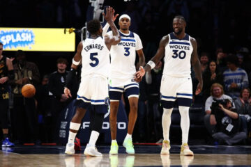 Неймовірний перформанс Едвардса проти "Сперс" дозволив оновити йому два особисті рекорди 25 - basket.com.ua