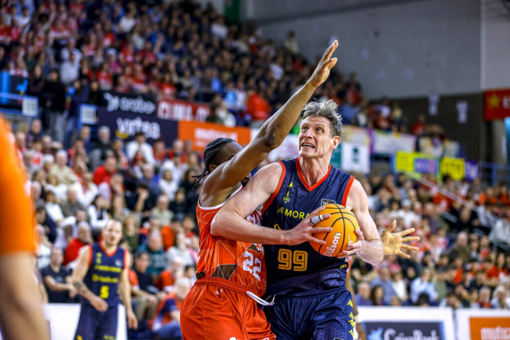 Чемпіонат Іспанії, 17-й тур: Пустовий набрав 18 очок, "Барселона" програла 1 - basket.com.ua