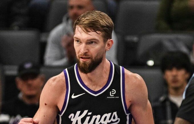 Сабоніс та ще один лідер "Сакраменто" вибули до кінця сезону 2 - basket.com.ua Сабоніс та ще один лідер "Сакраменто" вибули до кінця сезону 1 - basket.com.ua