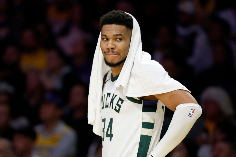 Янніс Адетокумбо назвав три клуби, за які йому спадало на думку грати раніше 1 - basket.com.ua