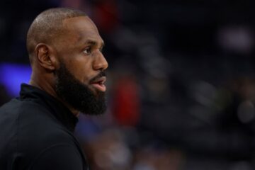 На підписання Леброна Джеймса в міжсезоння претендуватимуть чотири клуби НБА 57 - basket.com.ua