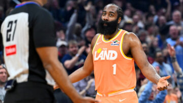 Джеймс Харден отримав перелом пальця, але гратиме за новий клуб навіть з травмою 29 - basket.com.ua