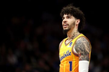 Ламело Болл підкорив диво-рекорд Леброна і Меджика, але не допоміг клубу втримати історичну серію 25 - basket.com.ua