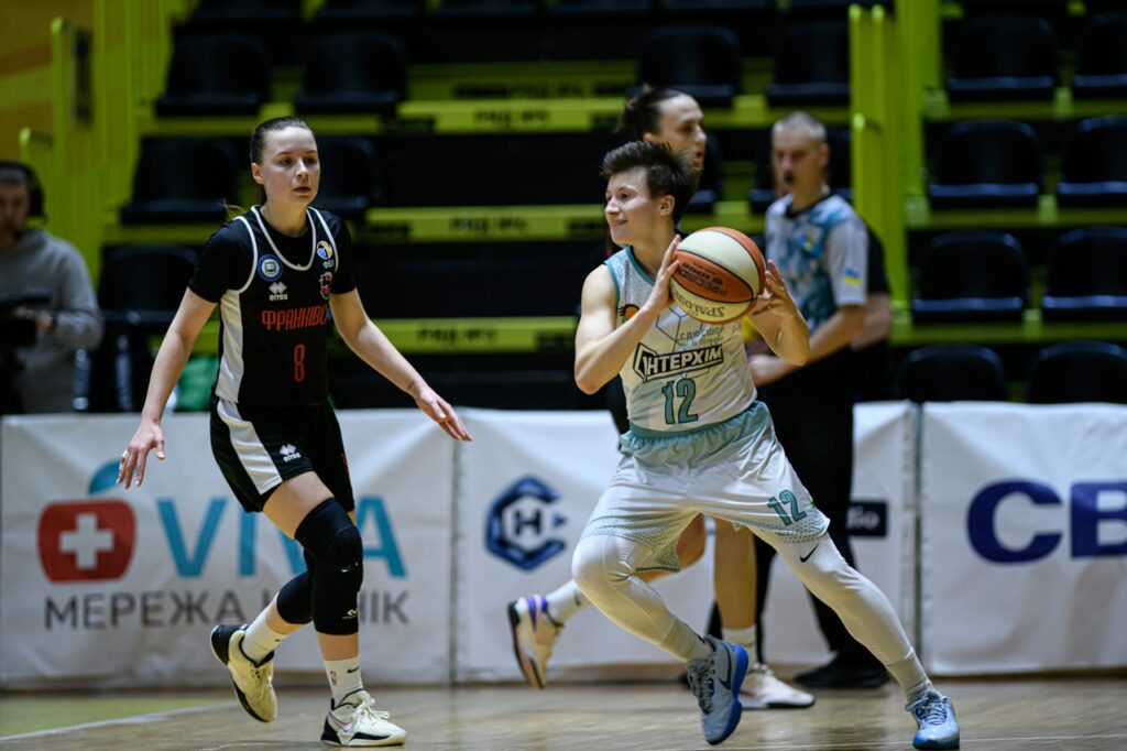 Визначились фіналістки жіночого Кубка України 2 - basket.com.ua Визначились фіналістки жіночого Кубка України 1 - basket.com.ua