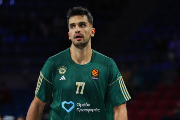 "Голден Стейт" підписав зірку збірної Туреччини після втрати п'яти ключових гравців через травми 29 - basket.com.ua