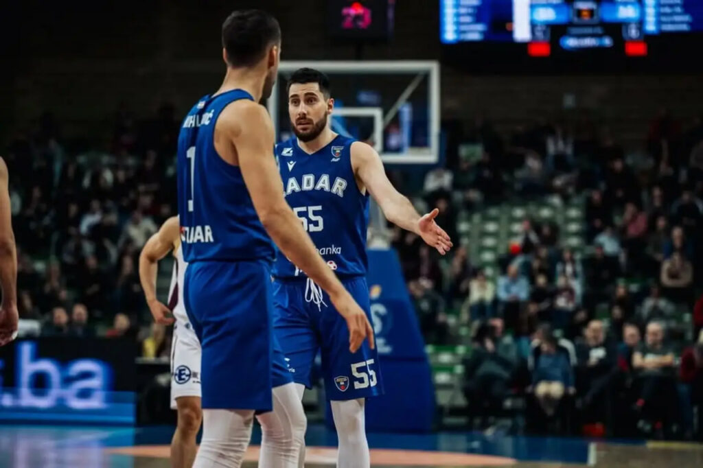 Українці за кордоном: Бобров набрав 15 очок, Ткаченко - 11 2 - basket.com.ua Українці за кордоном: Бобров набрав 15 очок, Ткаченко - 11 1 - basket.com.ua
