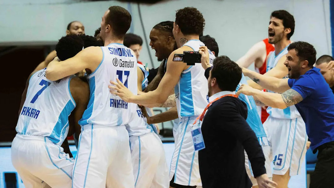 Єврокубок: перемоги в 1 очко вивели турецькі клуби до півфіналу 77 - basket.com.ua